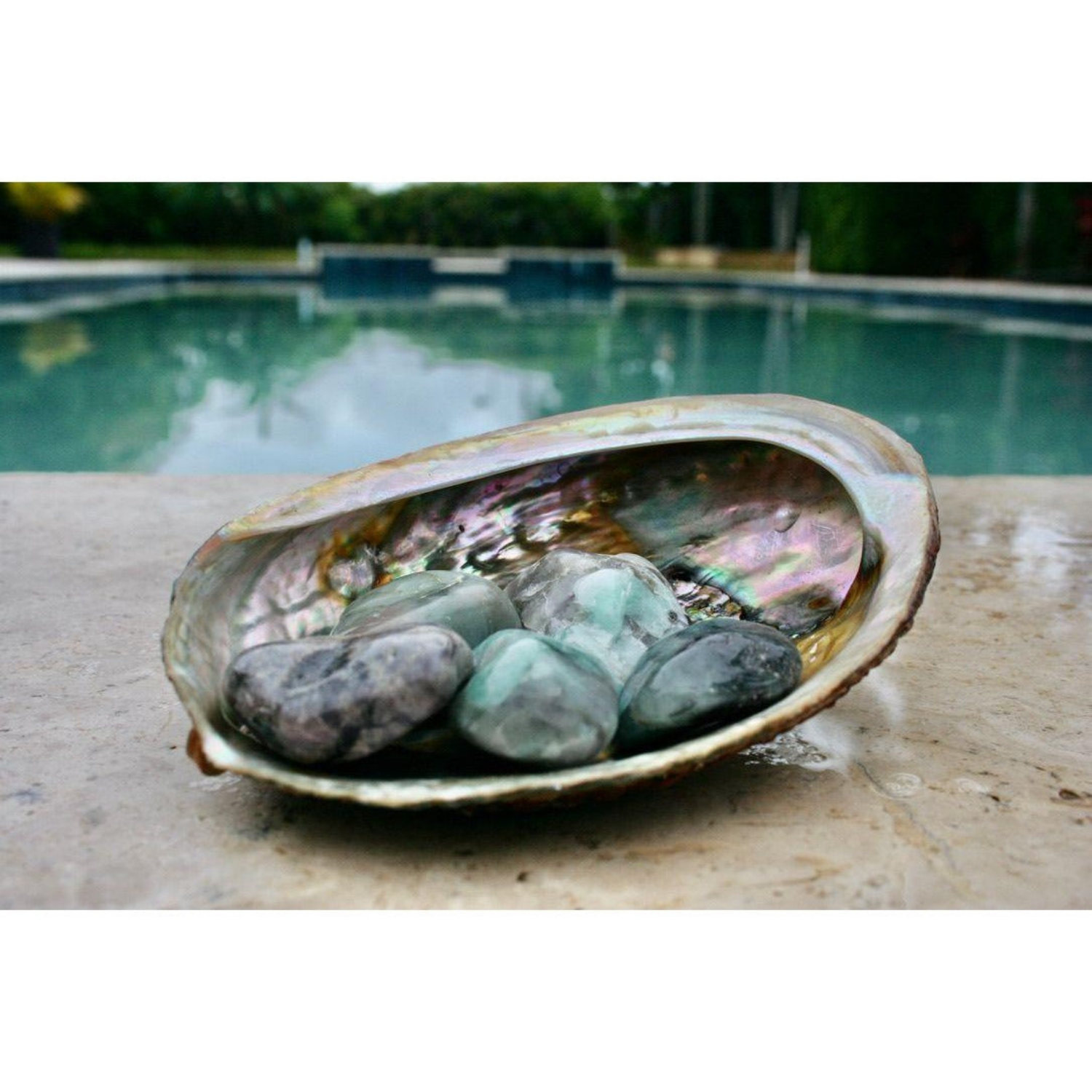 Emerald Tumbled Stones
