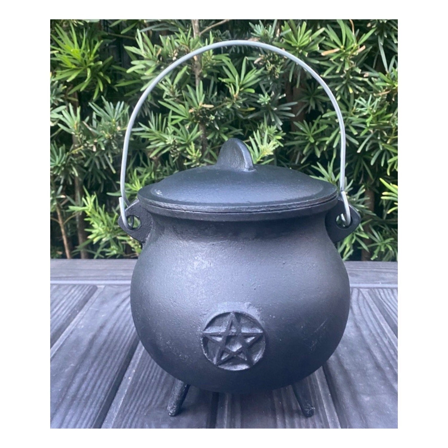 Cast Iron Cauldron Large 8.5 in Pentacle